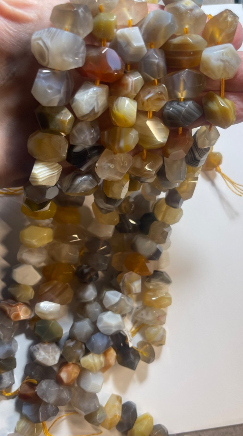 BEAUTIFUL 15″ STRAND FACETED MIXED AGATE NUGGETS 18X13 MM BELOW WHOLESALE!!!