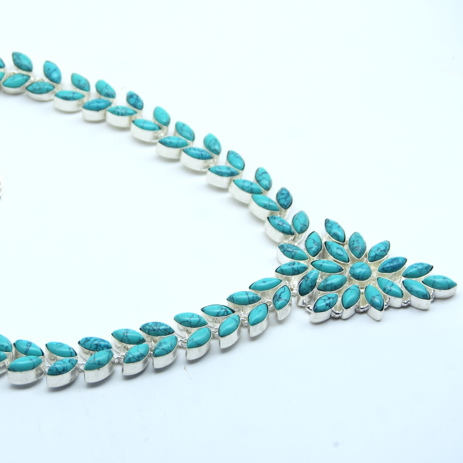 925 Sterling Silver Turquoise Gemstone Handmade Jewelry Necklace Size-18″