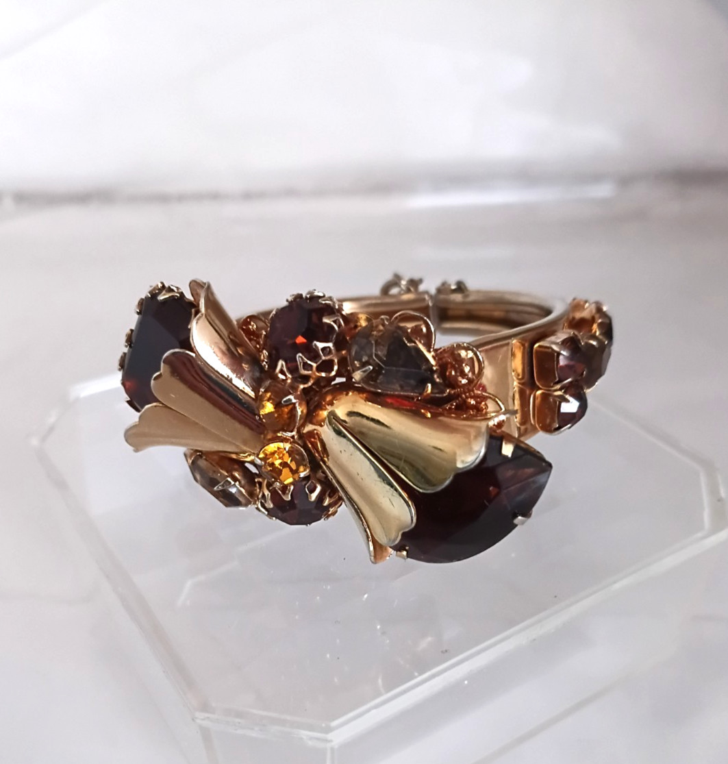 Vintg Carnegie, Caviness, Hobe Unsigned Rhinestone Clamper Bracelet Earrings Set