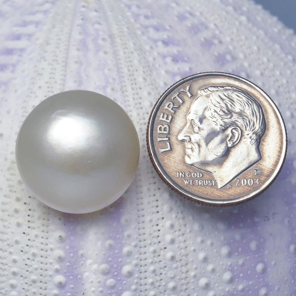 15.56 mm Cream White Mabe Pearl Round Cultured in Sumbawa Indonesia 1.48 g