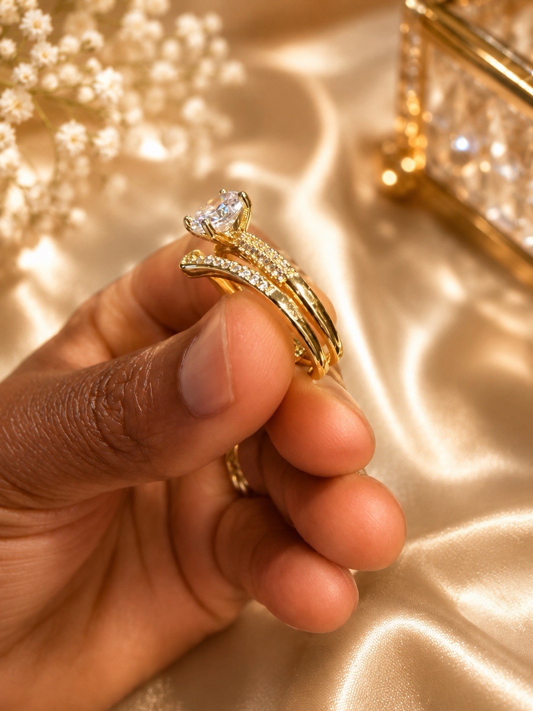 14k Yellow Gold Filled Round Adjustable Ring. Size 7-9