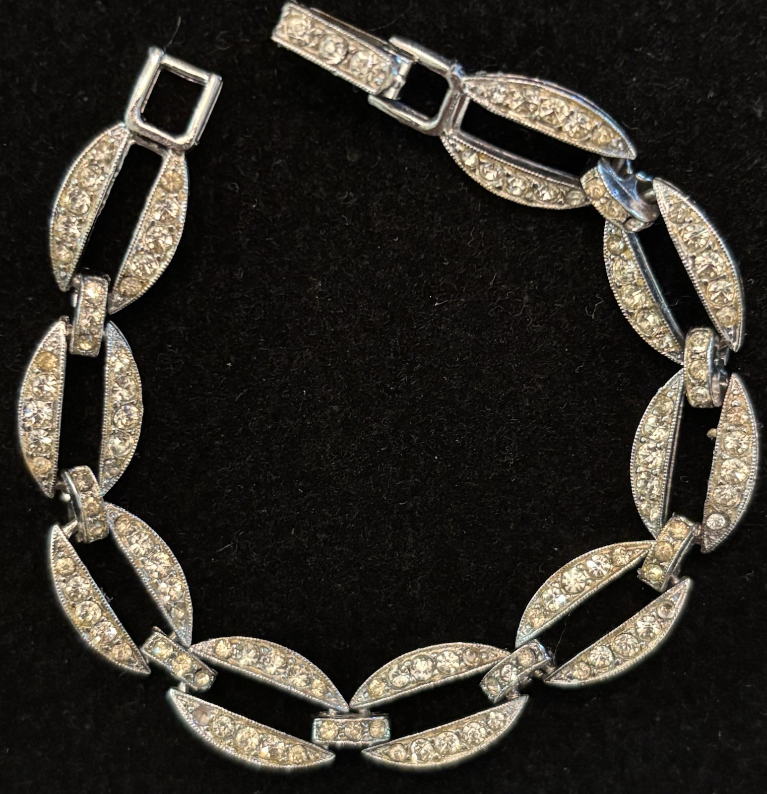 Vintage Art Deco c. 1935-1945 Silver Tone Milgrain Link Bracelet Crystal 6.75”
