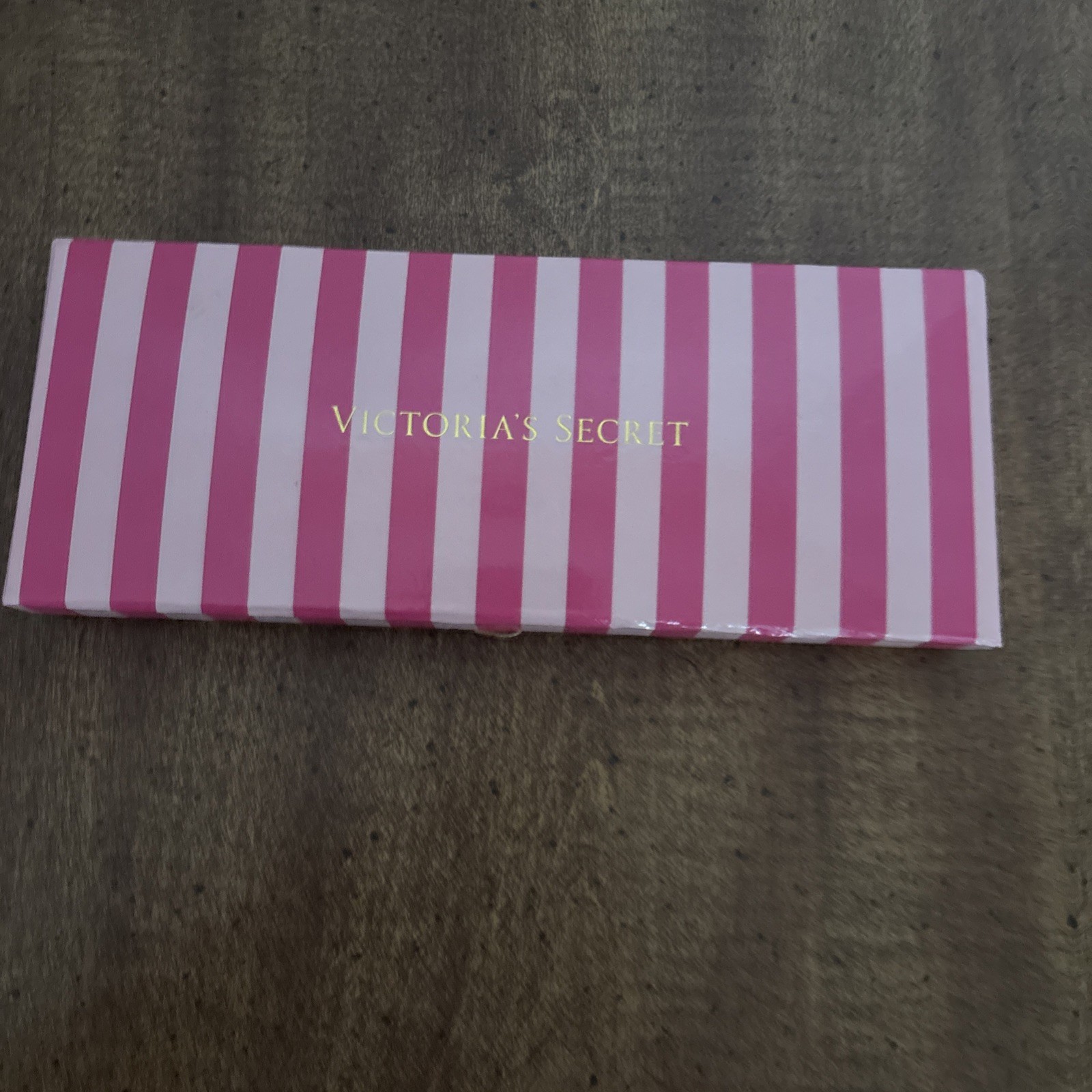 NIB Victoria’s Secret Limited Ed Gold Crystal Angel Wings Link Bracelet GK11