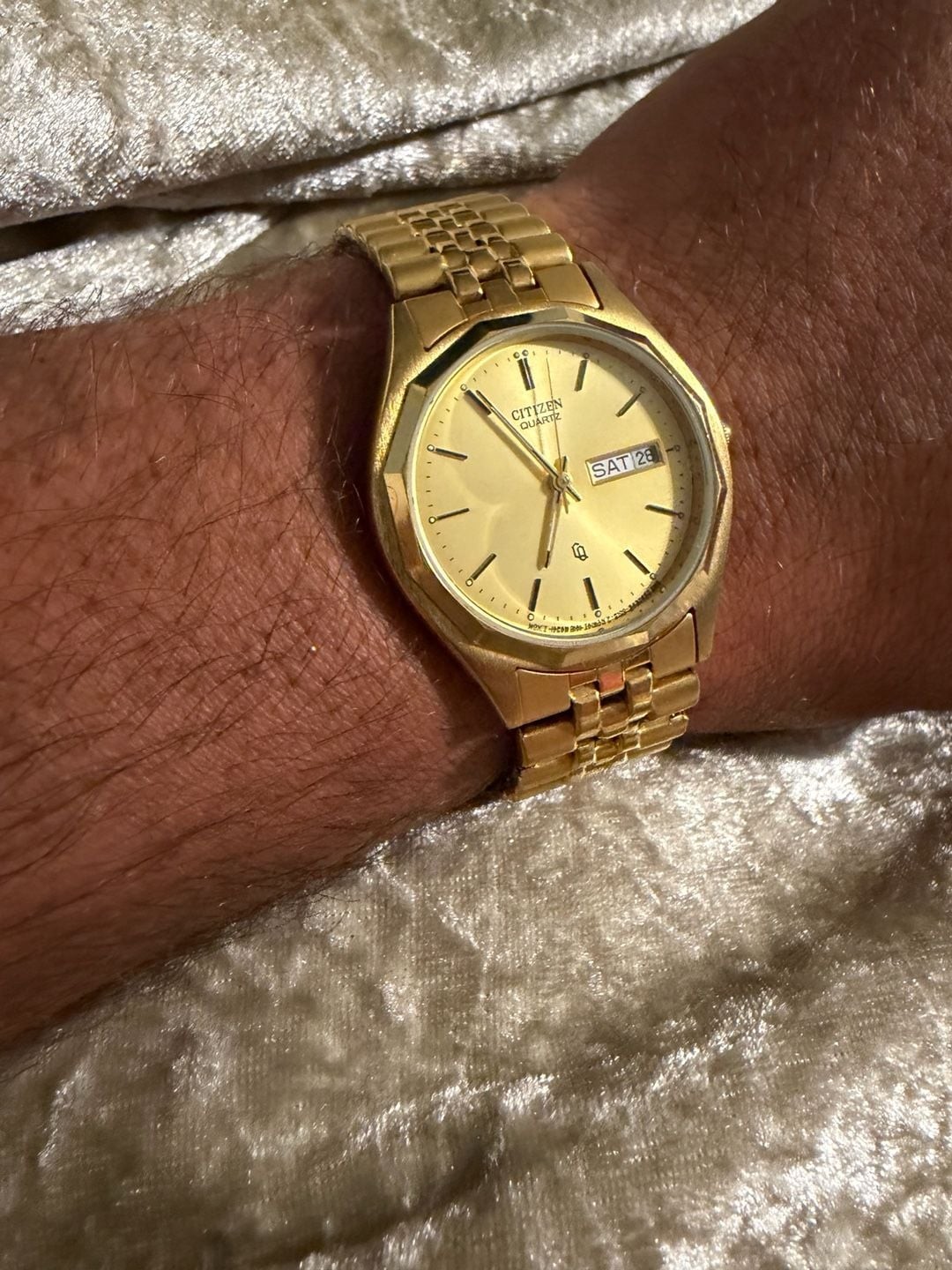 Vintage Citizen CQ Quartz Gold-Tone Day-Date Watch (Ref: 6100-S16725)