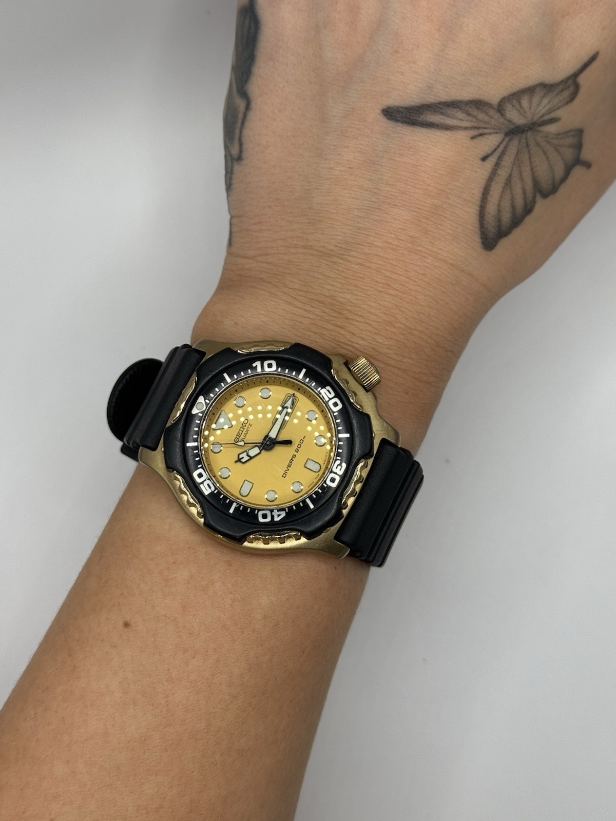 Vintage 1994 Seiko Scuba Diver’s Quartz Orange Dial 7N36-6A09 Serviced & Cleaned