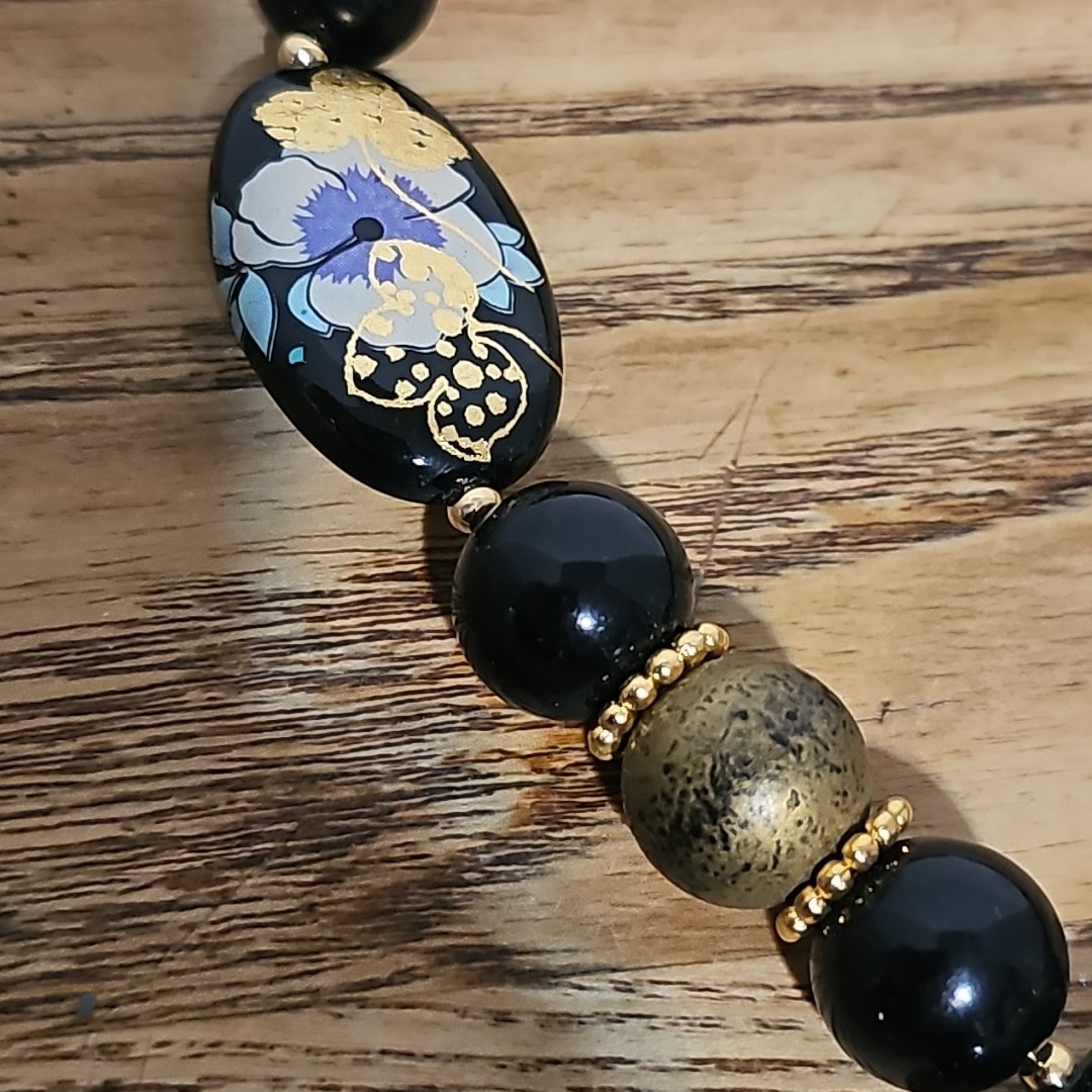 Vintage Handpainted Black Gold Lacquer Necklace Flowers Beaded Japan