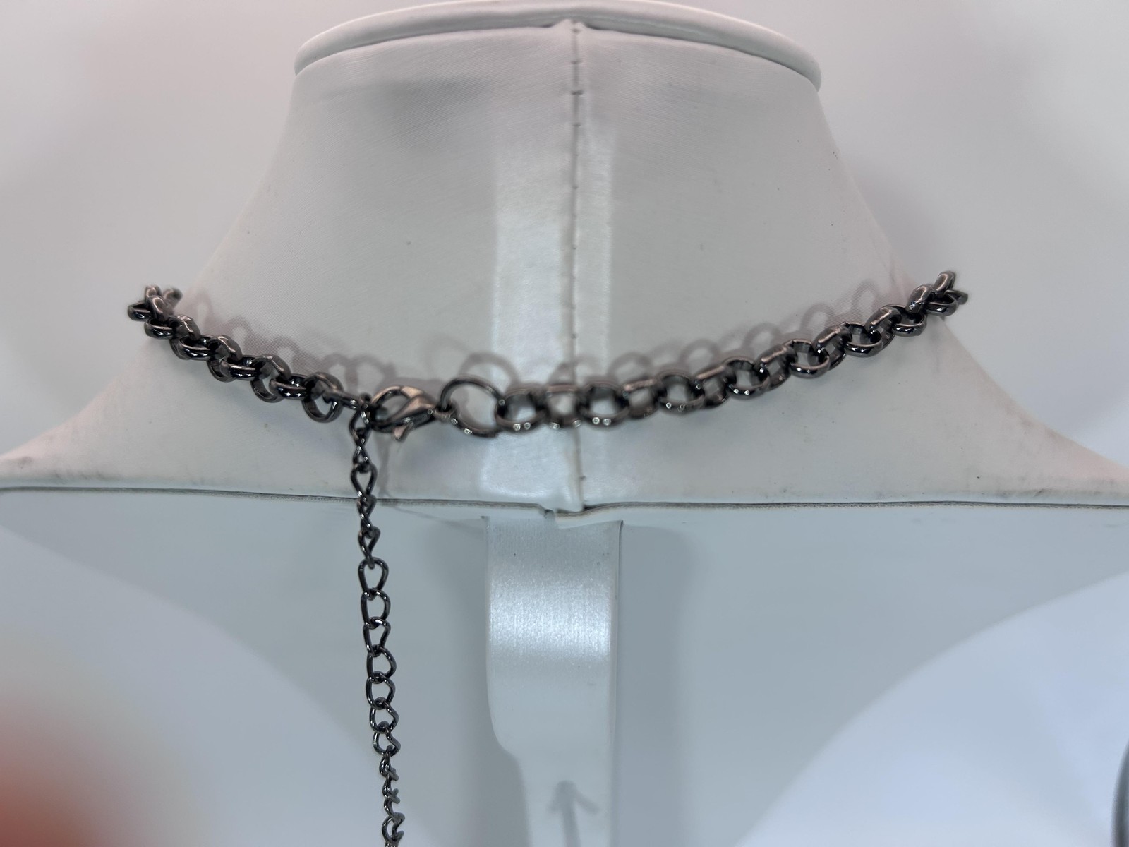 Necklace Silver Tone Oval Bib Statement Rhinestone Crystal Chain Lobster Clasp