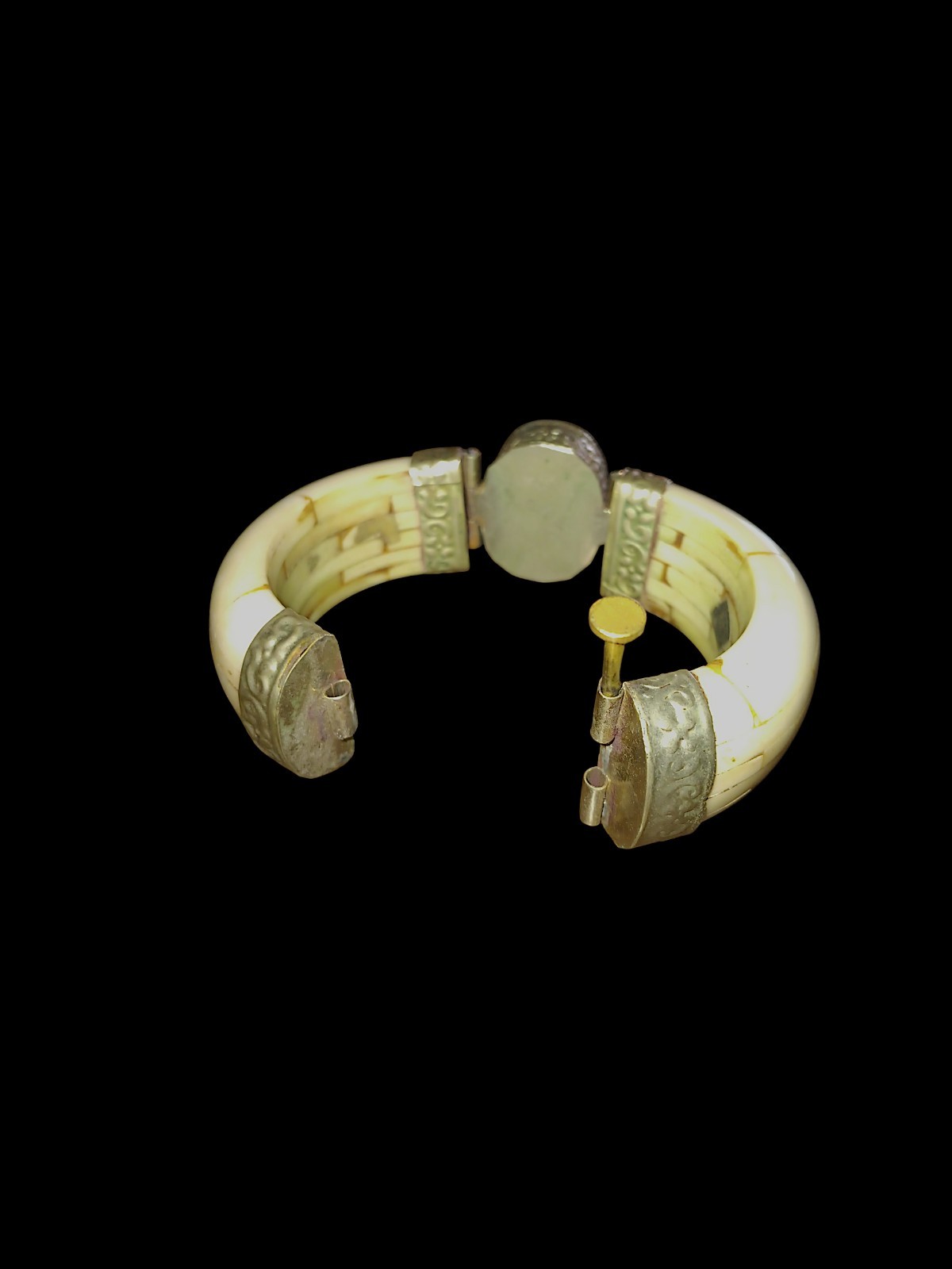 Vintage Water Buffalo Bone Moss Agate Gemstone Silver Tone Hinged Bracelet