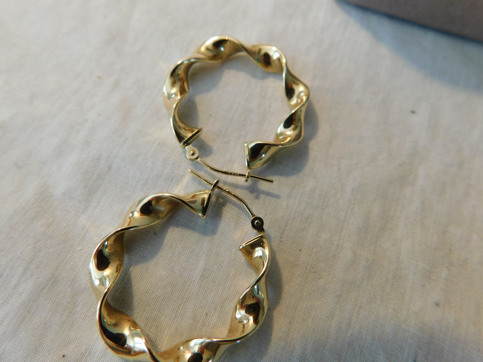 Eterna Gold 14KT Gold Twisted Hoop Earrings Hoops 14K QVC