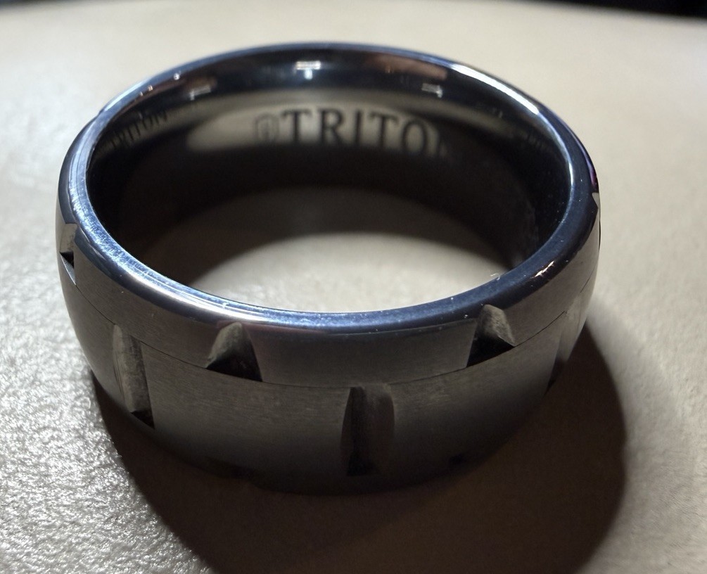 Triton Tungsten Carbide Men’s Ring Faceted 9