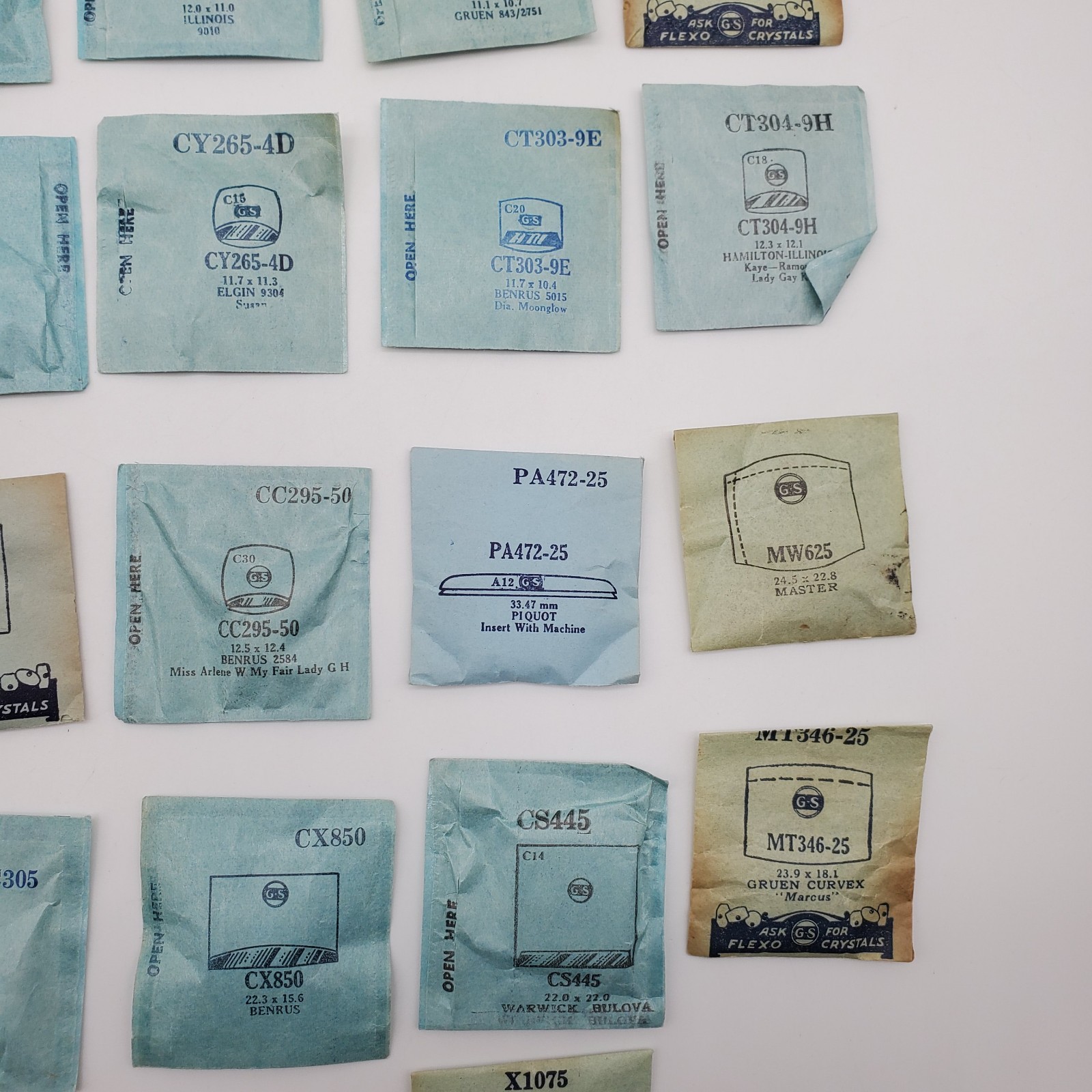 Lot of 50 G.S. Watch Crystals for Various Watch Maker NOS Various Sizes #23