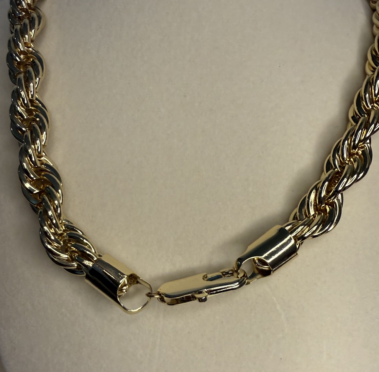 Stainless Steel Rope Hip Hop necklace 22″ Non-Tarnish, Excellent Condition