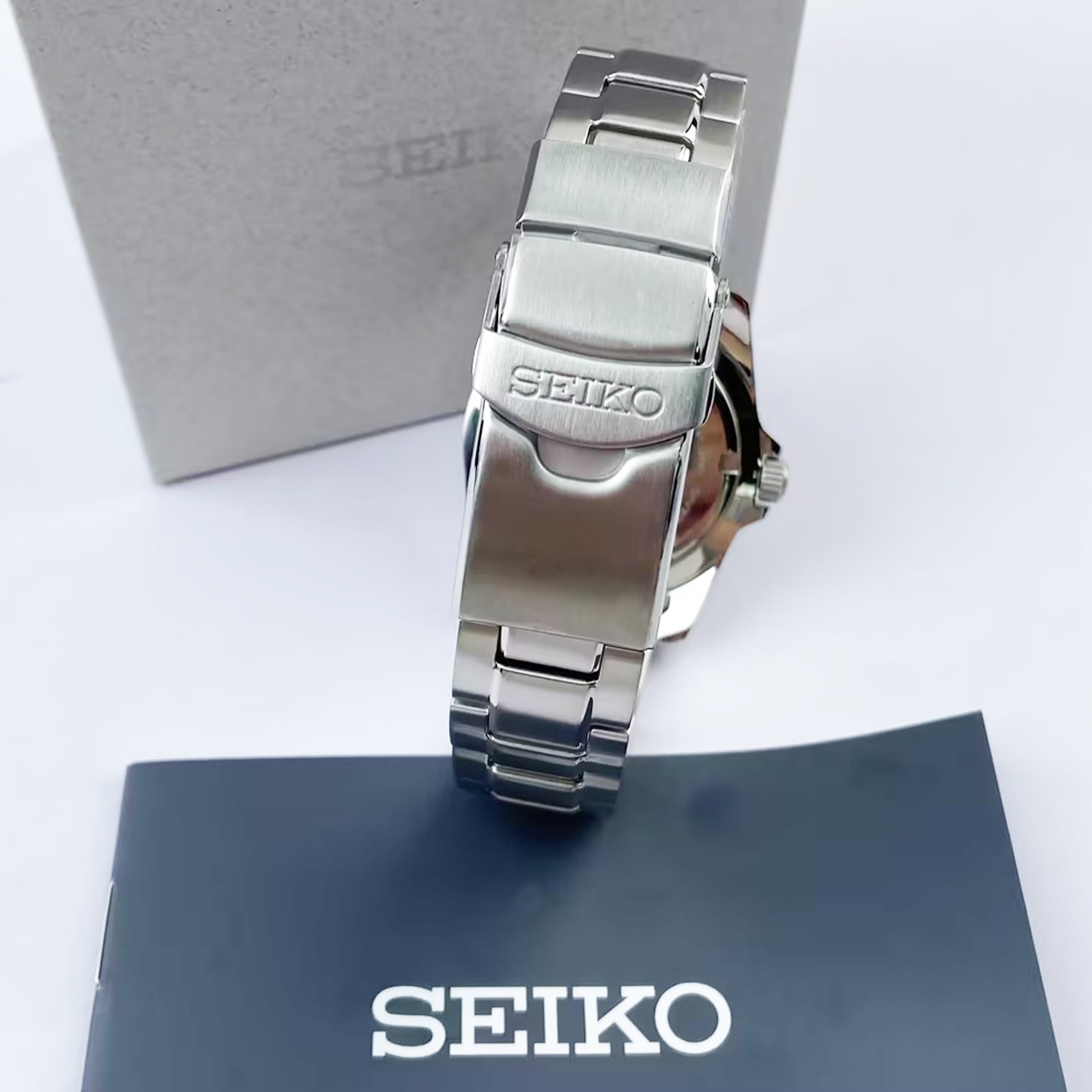 Seiko Prospex Sea Solar Power Black Dial Men Stainless Steel SNE575 Watch 38.5mm
