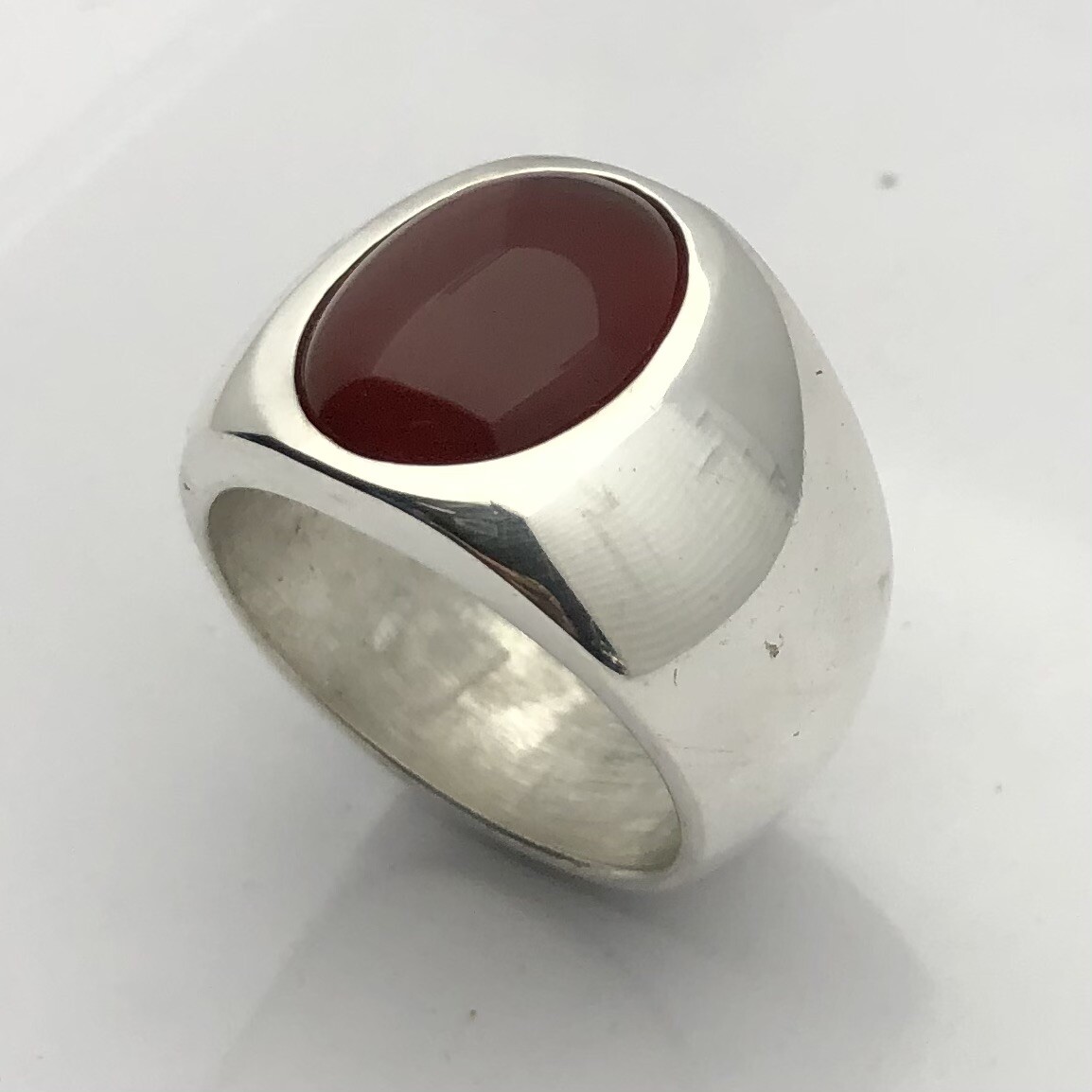 MJG STERLING SILVER MEN’S RING.12 X 16mm CARNELIAN. LOW PRO. SIZE 9 3/4