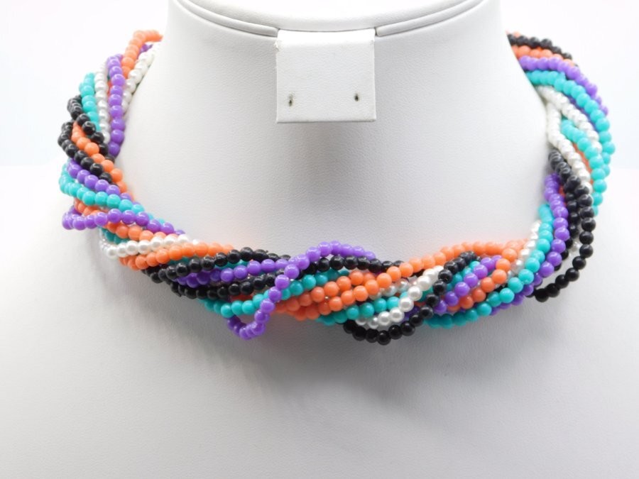A191- VINTAGE NECKLACE SET~MULTI NECKLACES/TWISTED IN A CHOCKER STYLE