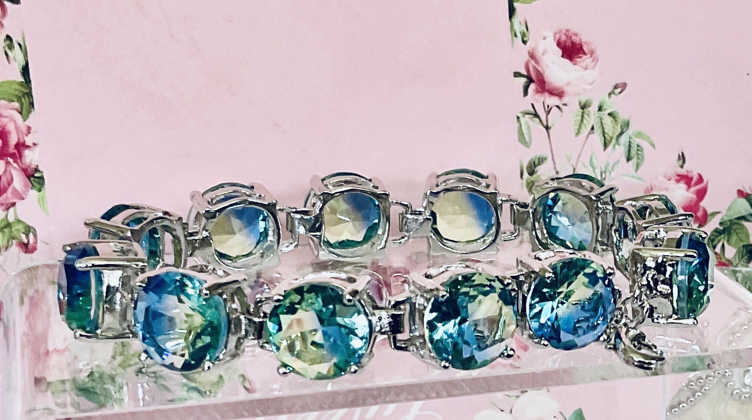 BLUISH/GREEN STONE BRACELET – 10mm Or 42.0ctw –