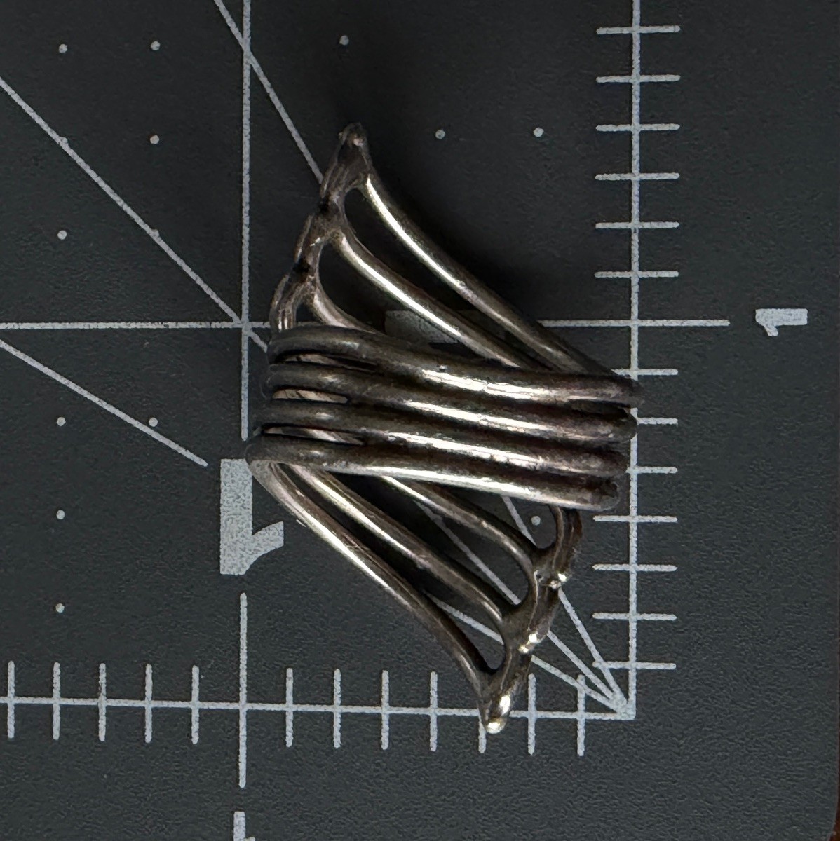 925 Silver Modernist Openwork Bypass Ring 8.8 Grams Size 8.5 Sculptural Vintage