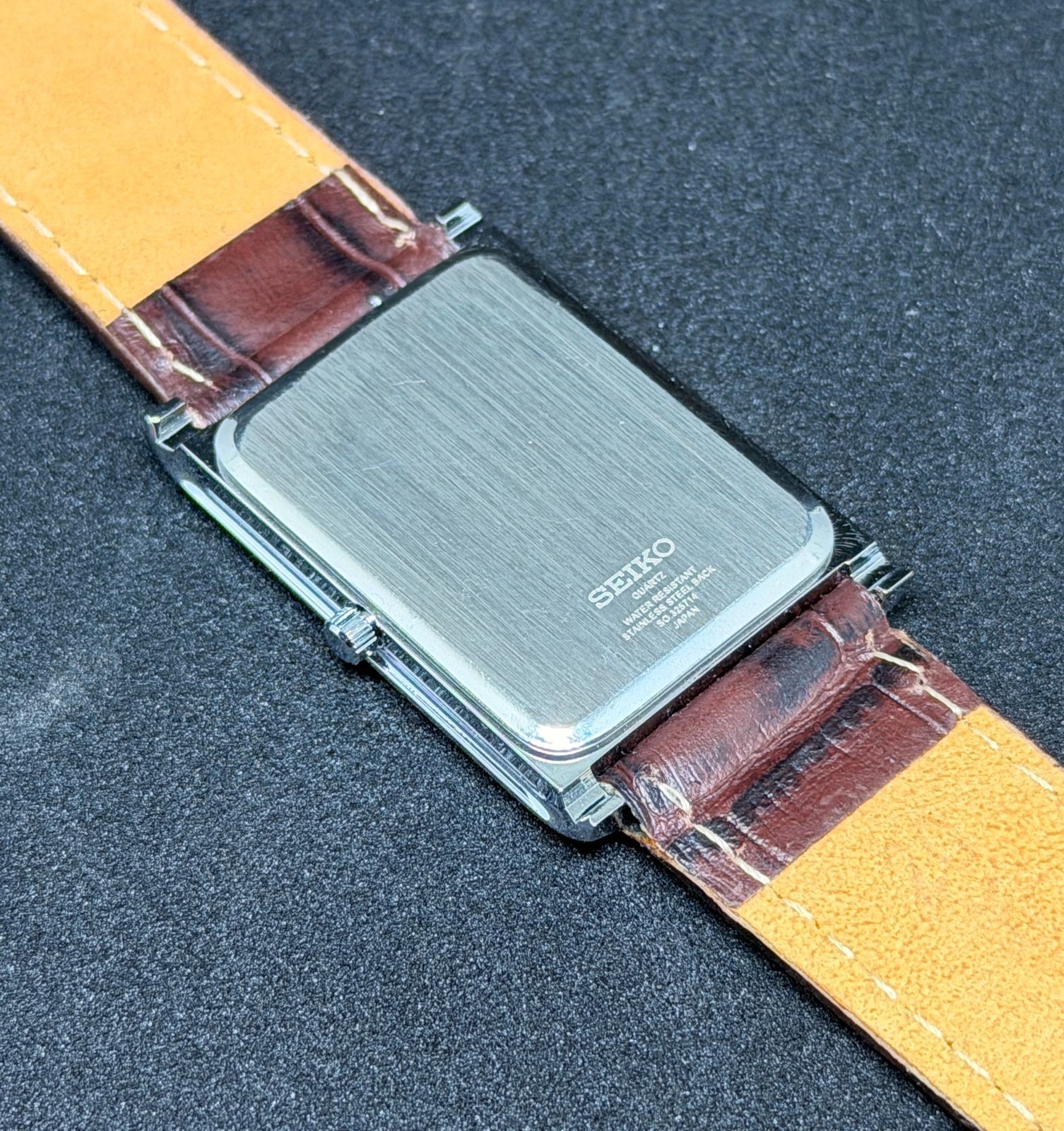Vintage Rare Seiko Slim Quartz Men’s Wrist Watch With Free DDP Shipping
