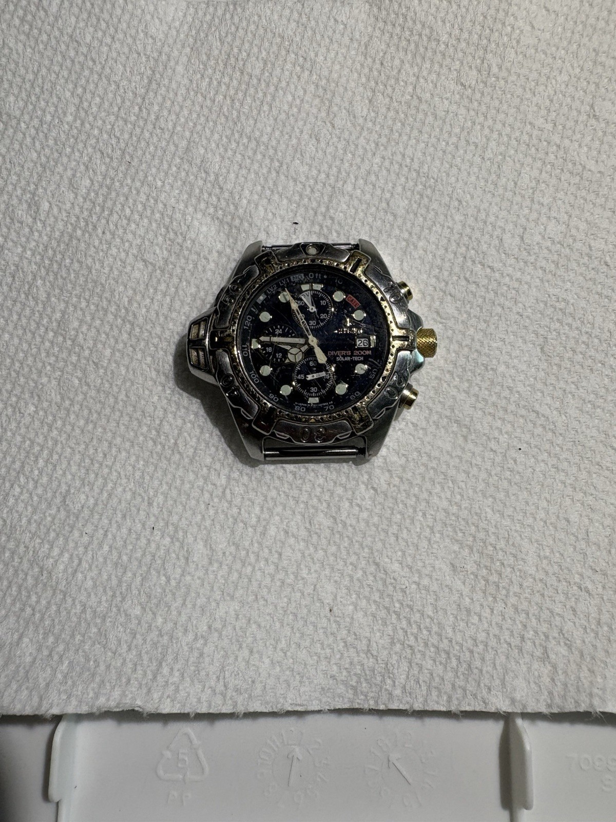 Rare Vintage 1998 Citizen Solar-Tech Aqualand Mens Divers 200M Watch