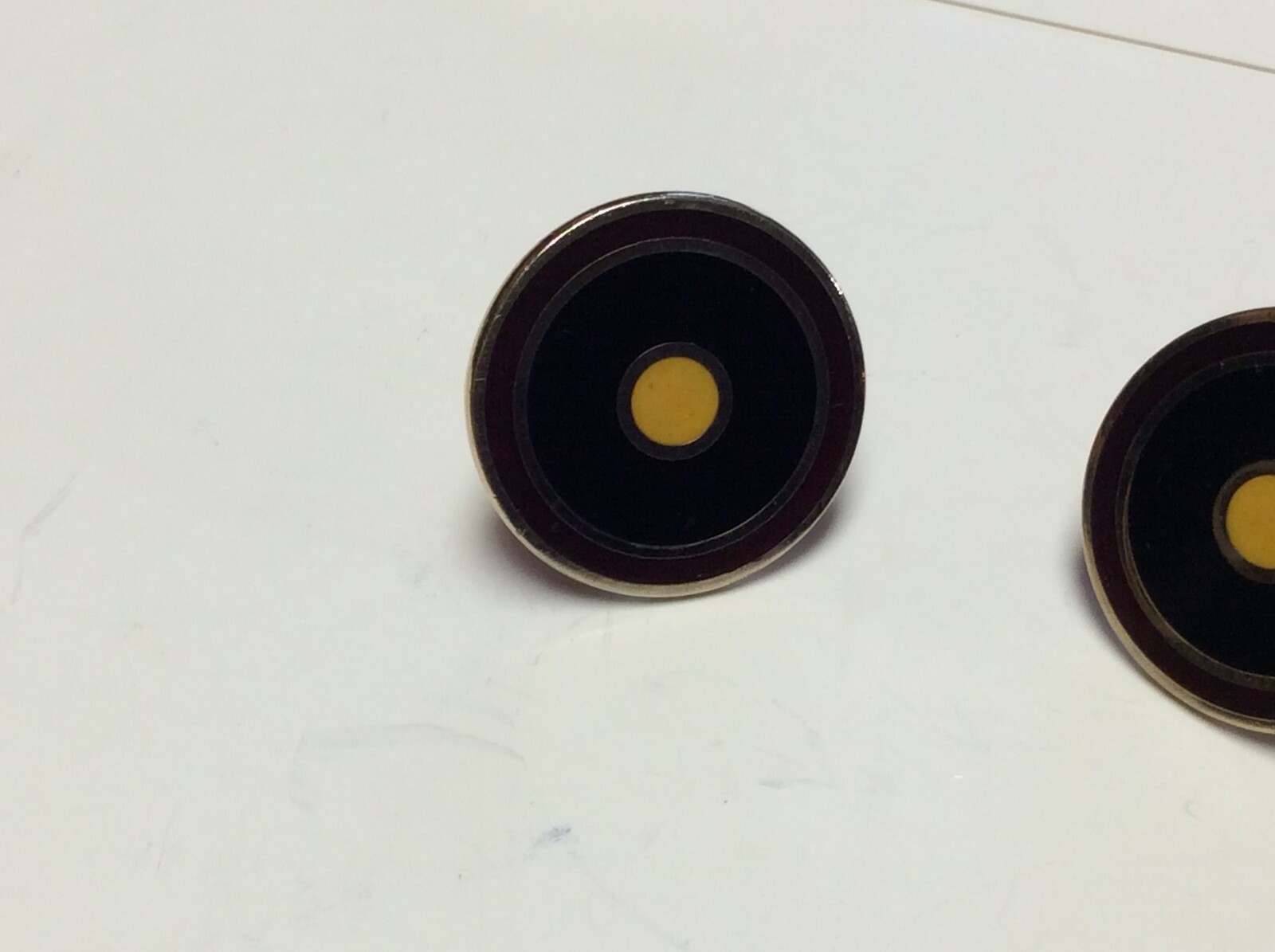 Mens cuff links,bullseye/target style,unique and desirable,black/gold,nice J670