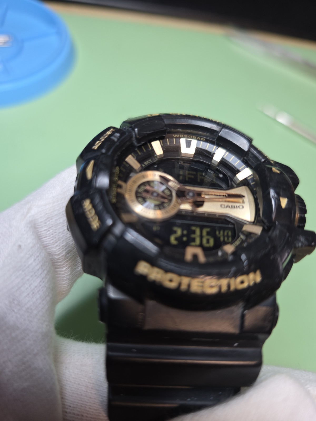 CASIO G-SHOCK GA-400GB-1A9 New Battery Look at pictures