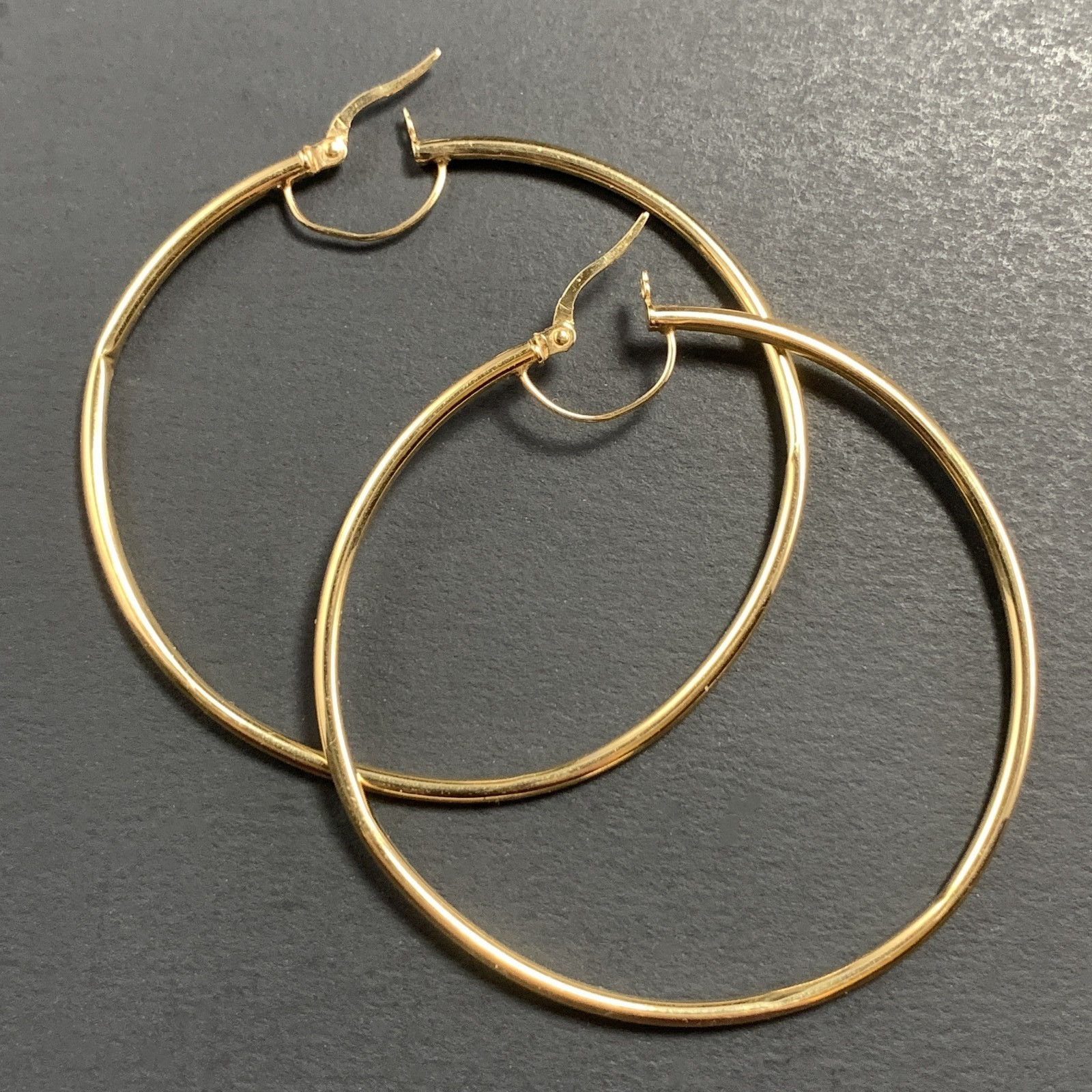 Vintage 14KT Yellow Gold Tube Hoop Earrings 2.25″ by 2mm 2.5+ grams AS IS DENTS