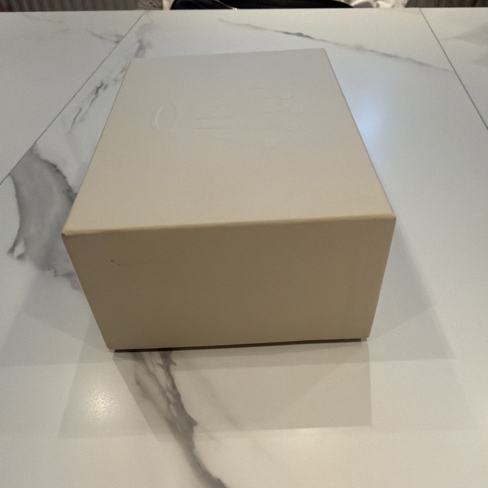 Genuine Rolex Watch Box Medium Size 39139.04 – Oyster M