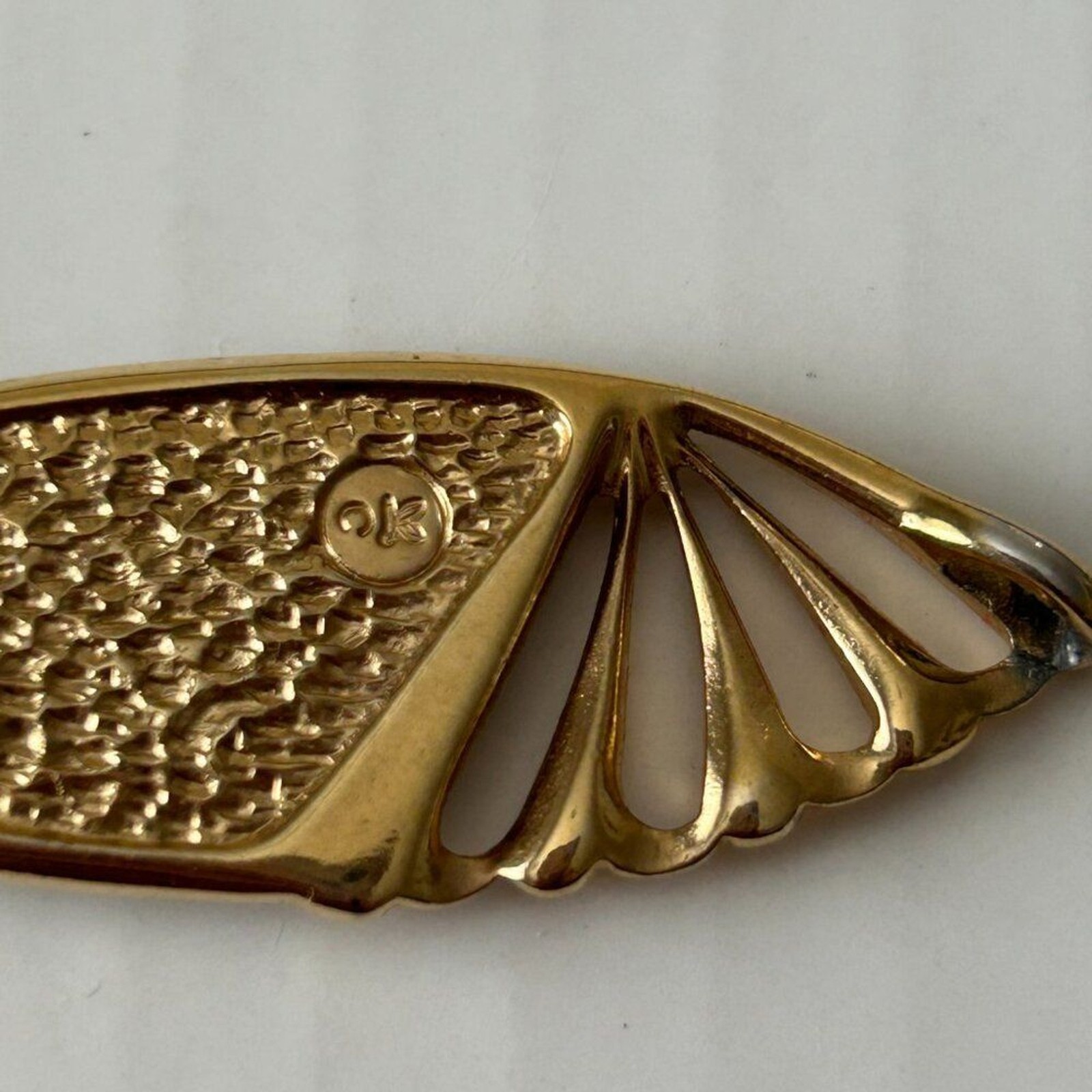 Ariki Paua Shell Pendent Gold Plated New Zealand Beautiful Vintage