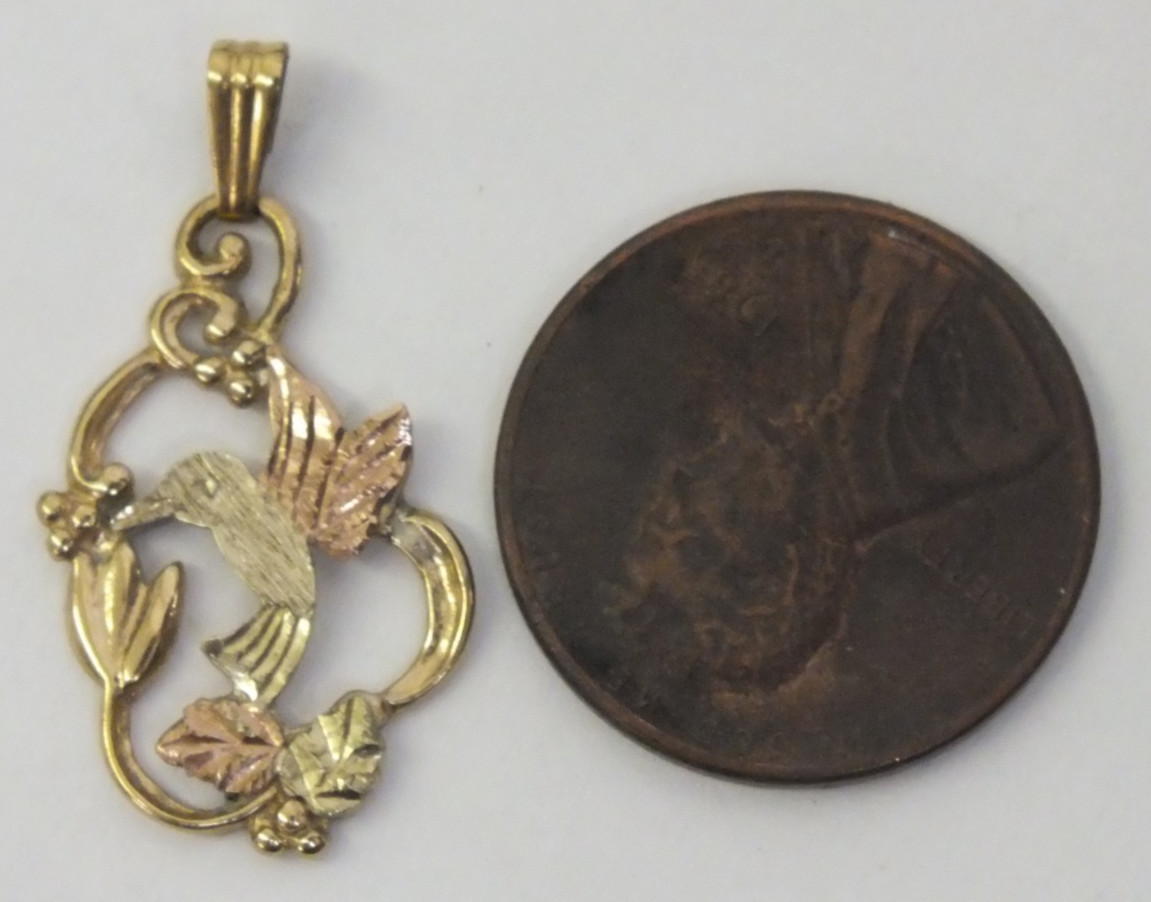 Landstrom’s Black Hills Gold 10k Gold Hummingbird Pendant 1.1g (NO CHAIN)