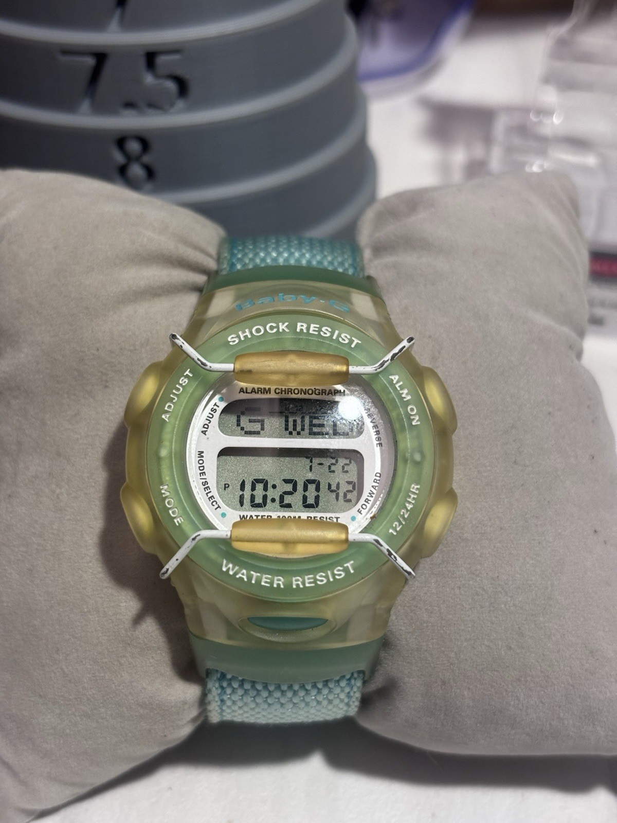 Vintage Casio Baby-G BG-142 1564 Digital Watch Green Translucent 10BAR
