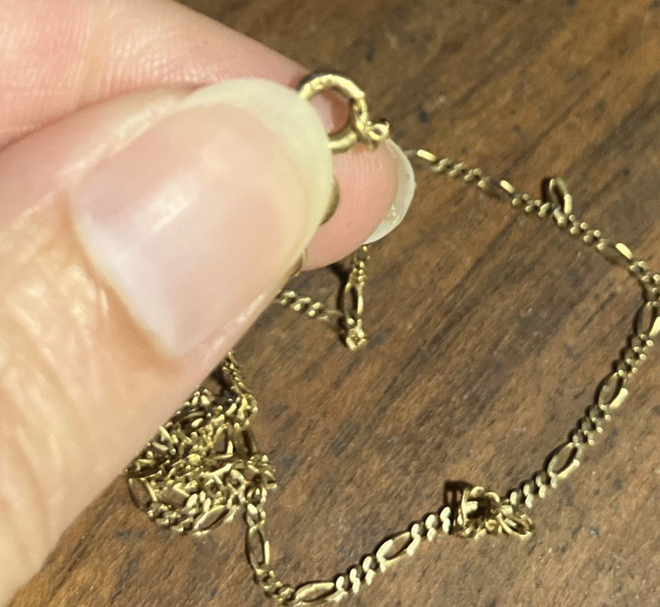 Solid 14k Yellow Gold Figaro Chain Necklace ~ 20″ Long, 2mm Wide, 2.47 Grams