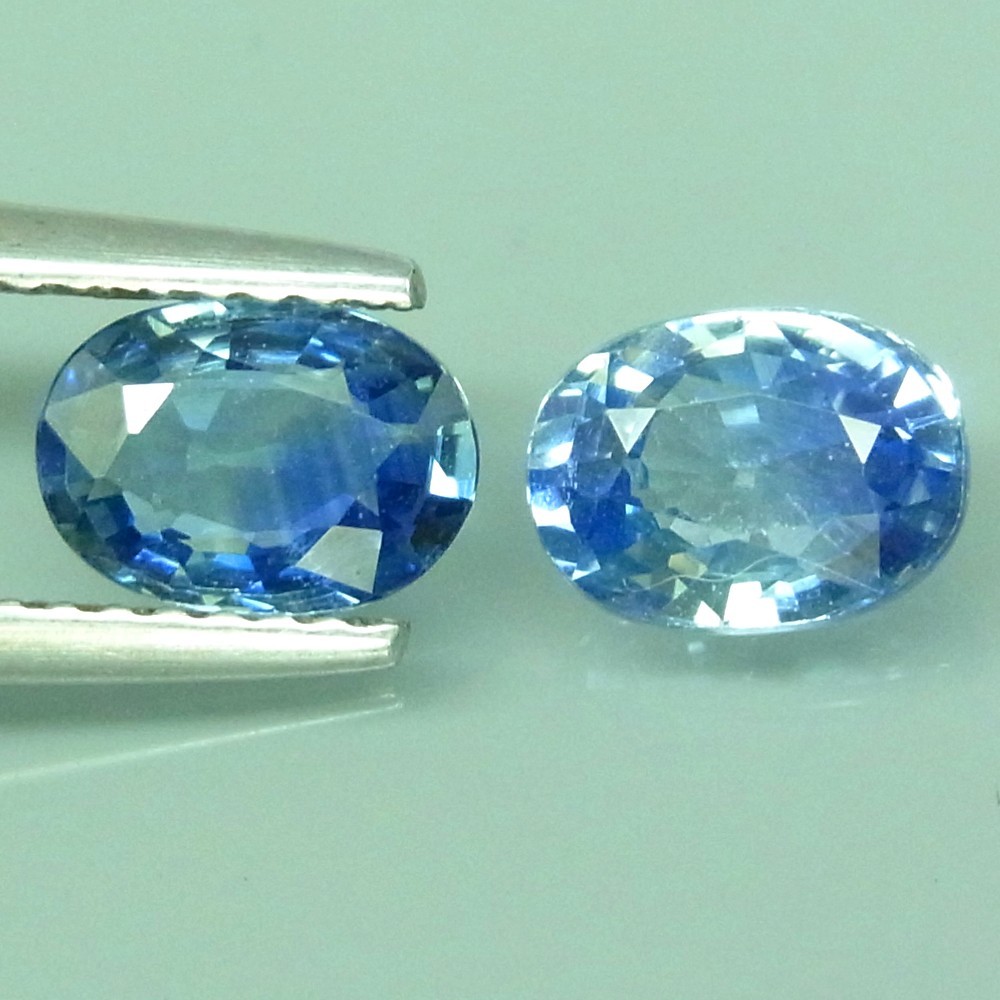 FLAWLESS PAIR! 2.20CT.TOP AAA NEON CORNFLOWER BLUE SAPPHIRE CEYLON OVAL 7X5MM.