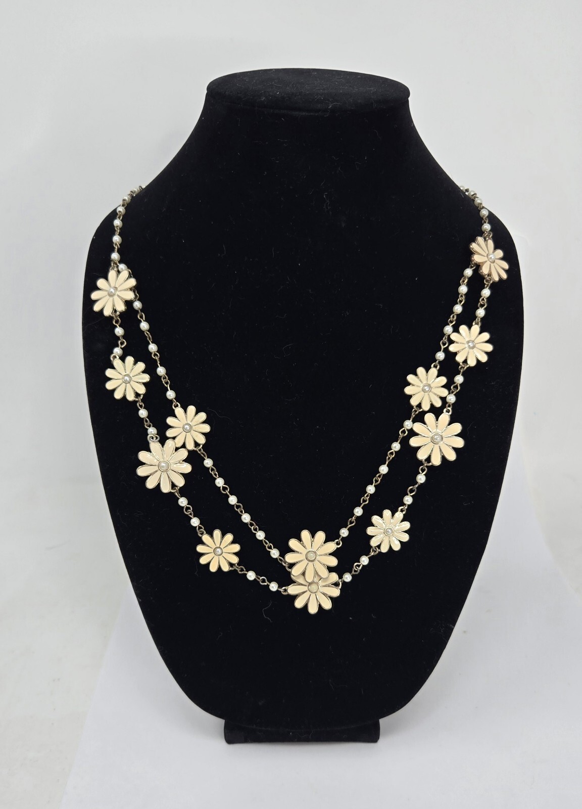 Vintage Flower Daisy Statement Necklace Metal w/Faux Pearl Yellow Gold Tone 18″