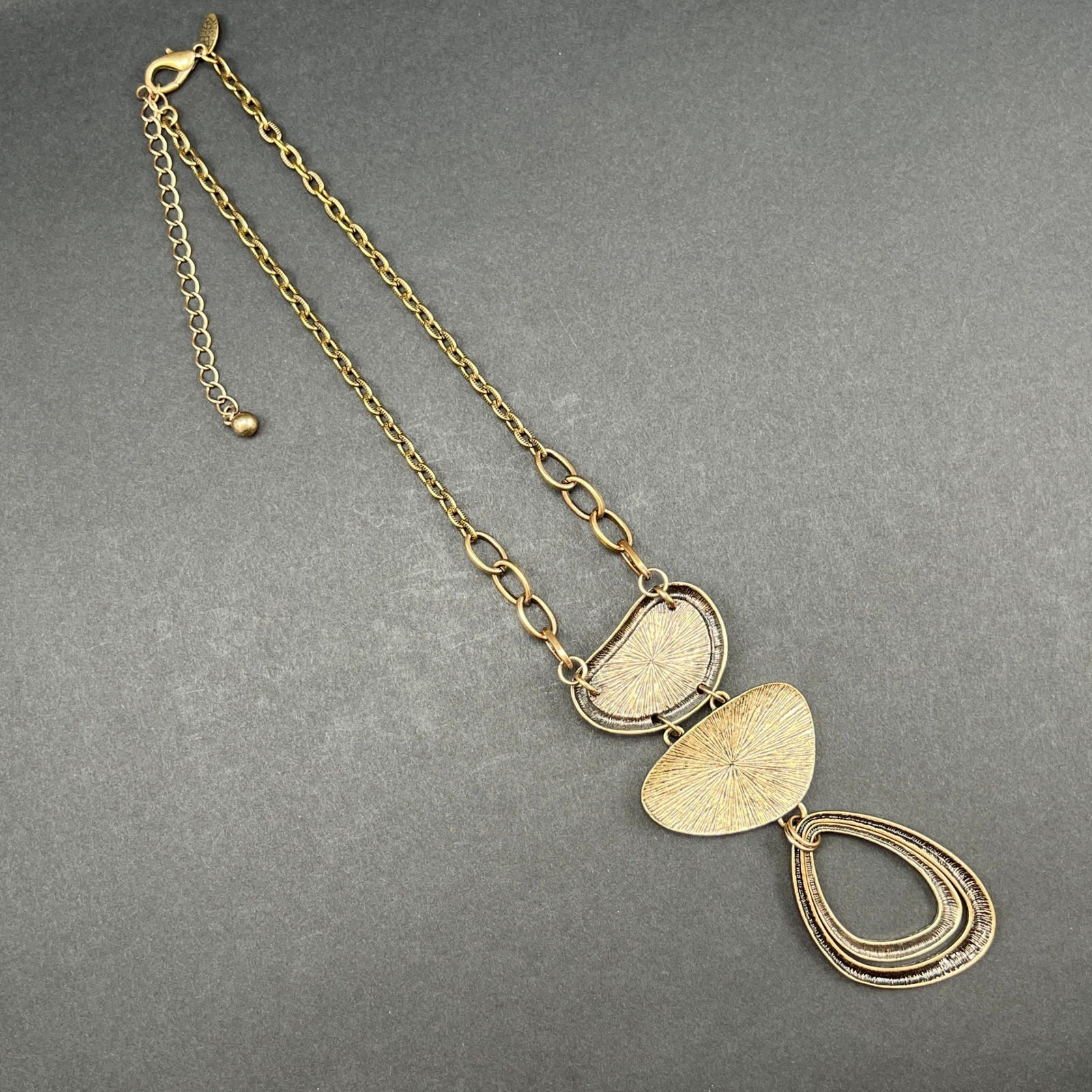 Laura Ashley Statement Necklace Brass Tone Peach Geometric 20″
