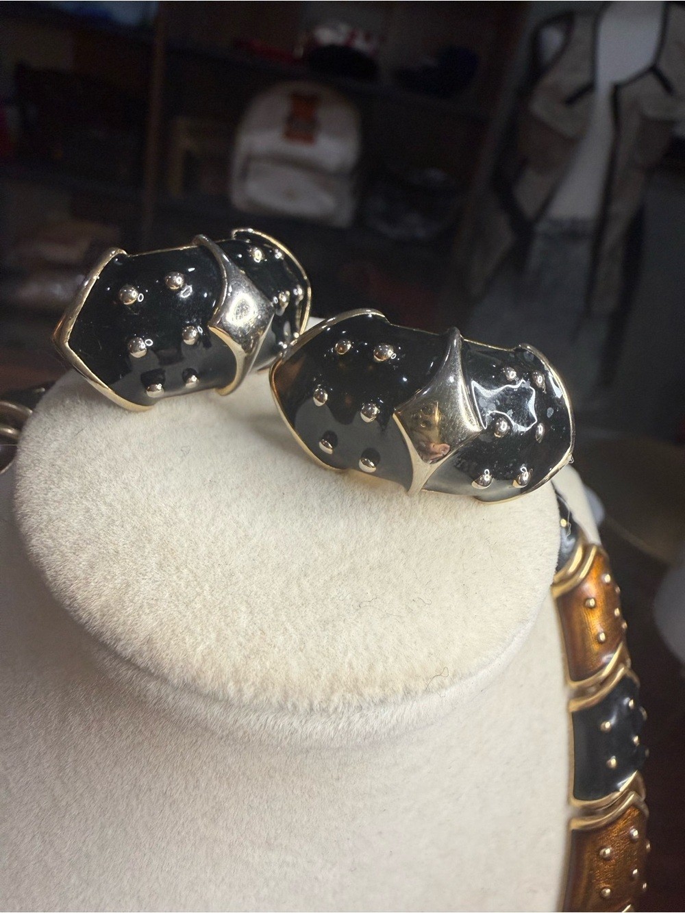Vintage Erwin Pearl Black Bronze Enamel Necklace Clip Earrings Demi Parure Set