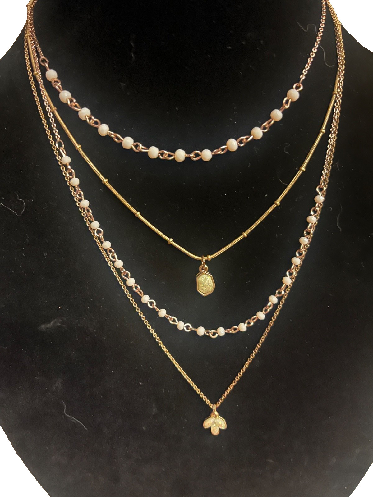 marquise flower and leaf pendant style