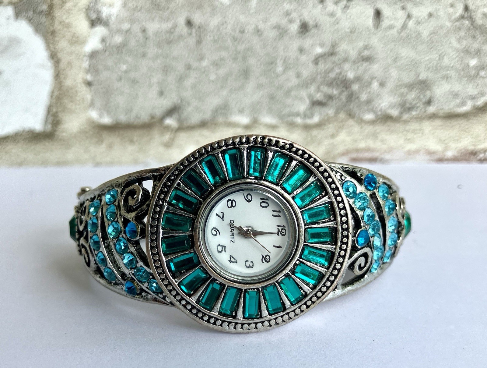 Teal Rhinestone Cuff Hinge Bracelet Quarts Watch Silver Tone Costume Jewelry