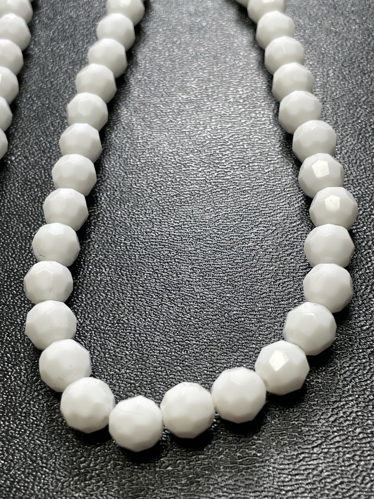 Vintage 22” White Heavy Faceted Glass Beaded Necklace Gold Tone Push Lock Clasp