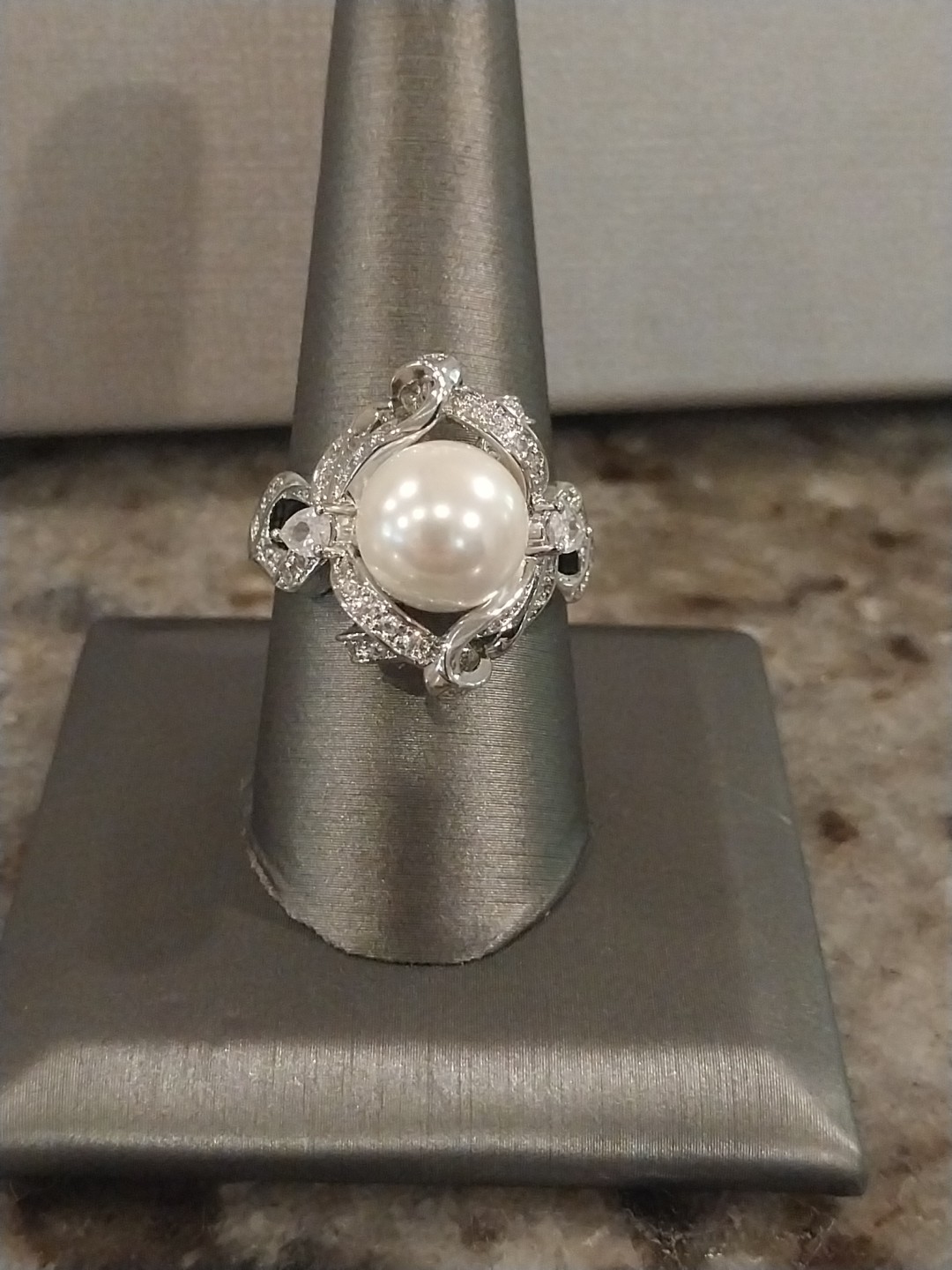White Shell Pearl, Simulated Diamond Ring in Silvertone (Size 9.0) 1.10 ctw