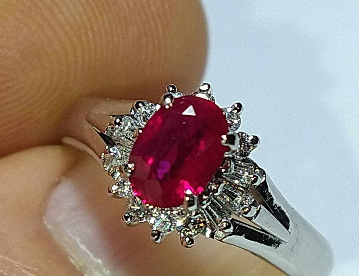 Solid platinum 0.84 carat natural ruby diamond ring 4.52 grams – sz 5.25 pt900