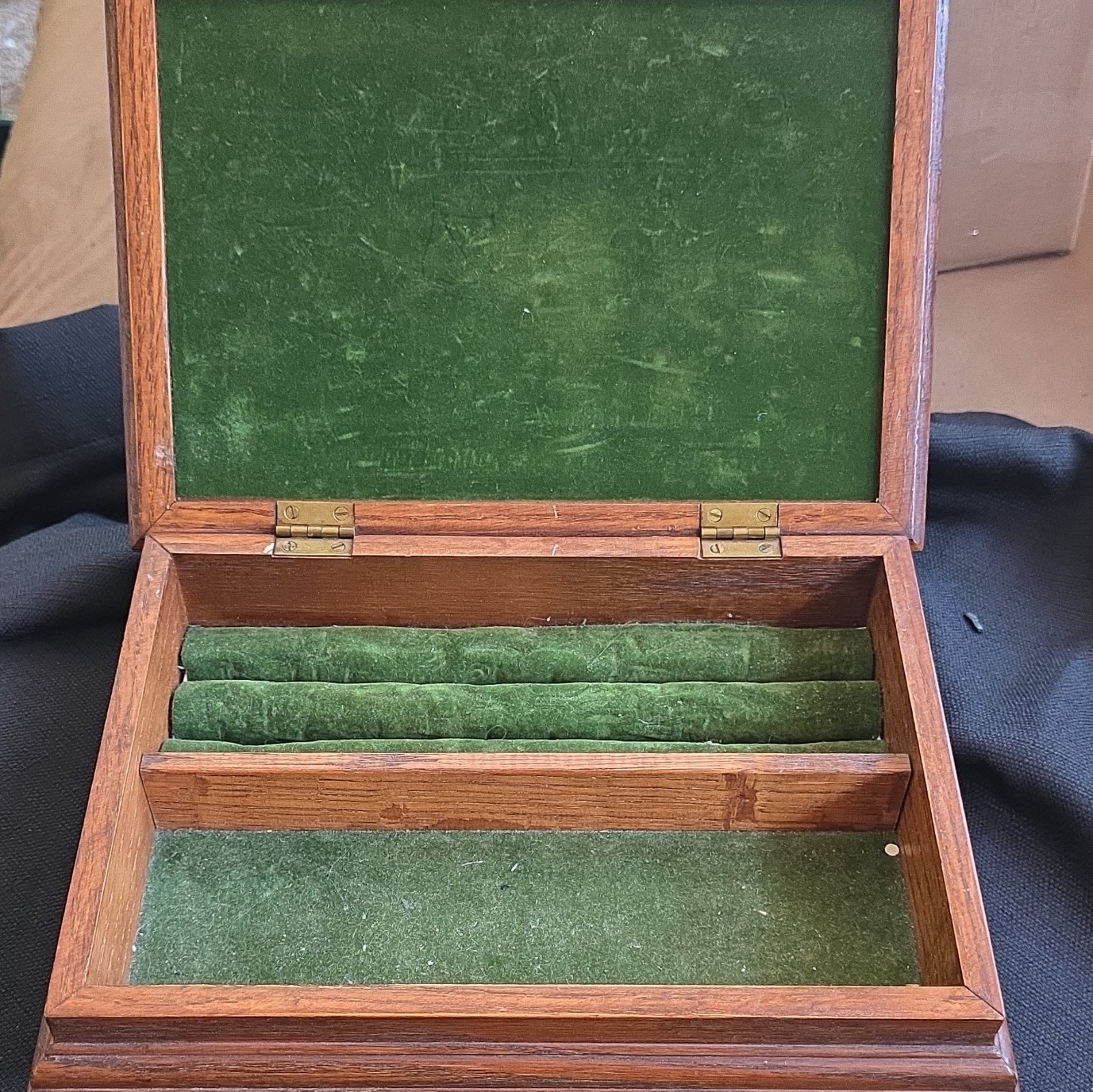 Dante Wood Jewelry Box Green Velvet Lined Deer Nature Lid, Ring Rolls