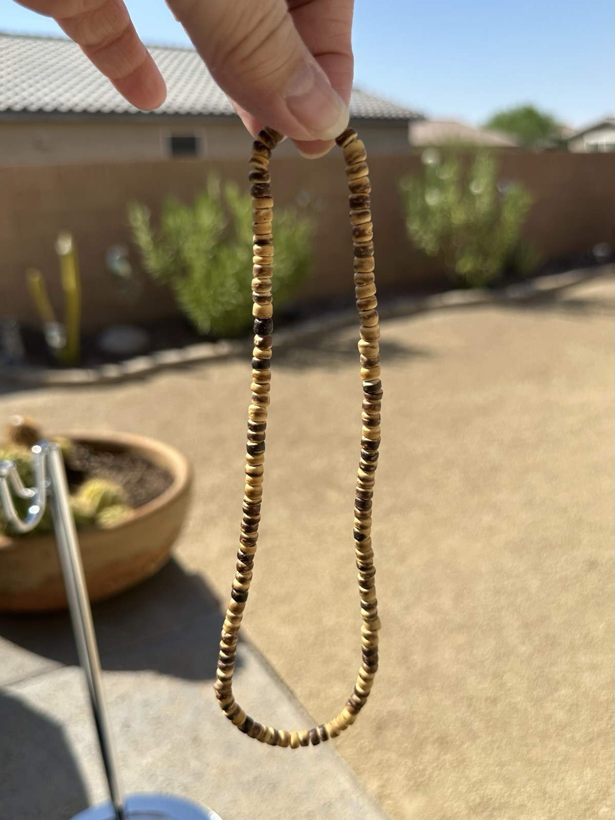Vintage 2000 Authentic Hawaiian Coconut Shell Heishi Bead Necklace – 15″