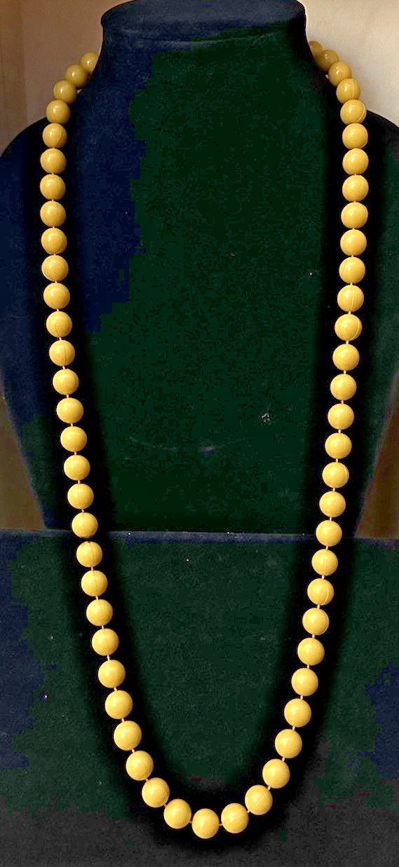 Vintage Mustard Yellow Acrylic 12mm Beaded Necklace 35″ Spring Ring Retro