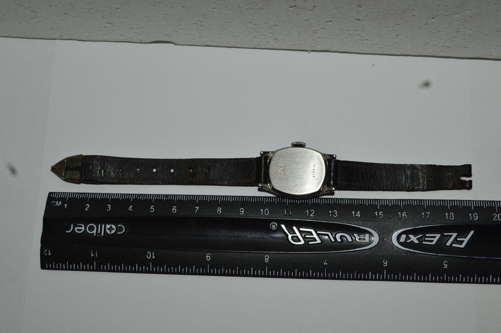 Ingersoll US Time A-4015 Mickey Mouse Watch Wind Up 23mm 1940s Sold As Is Parts