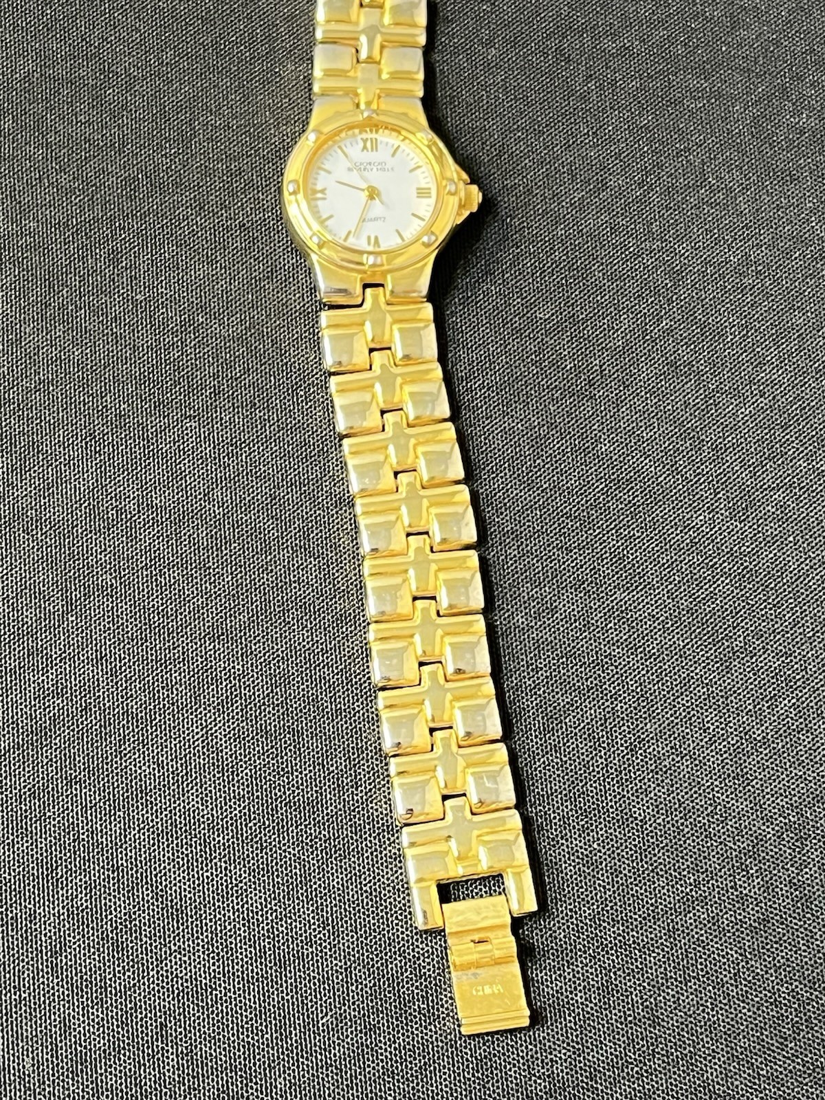 Giorgio Beverly Hills Womens Tank Watch Gold Tone Round