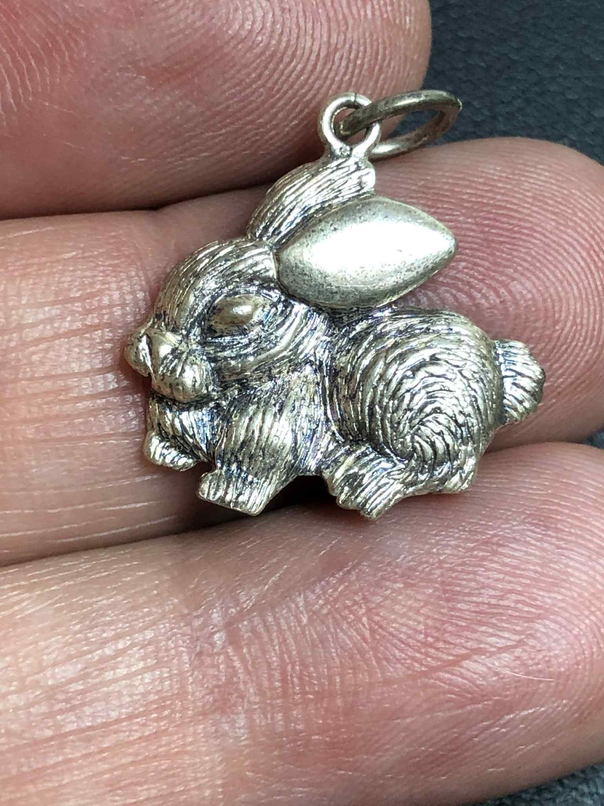 6076 Sterling silver 925 Baby Bunny Pendant 2.4 grams