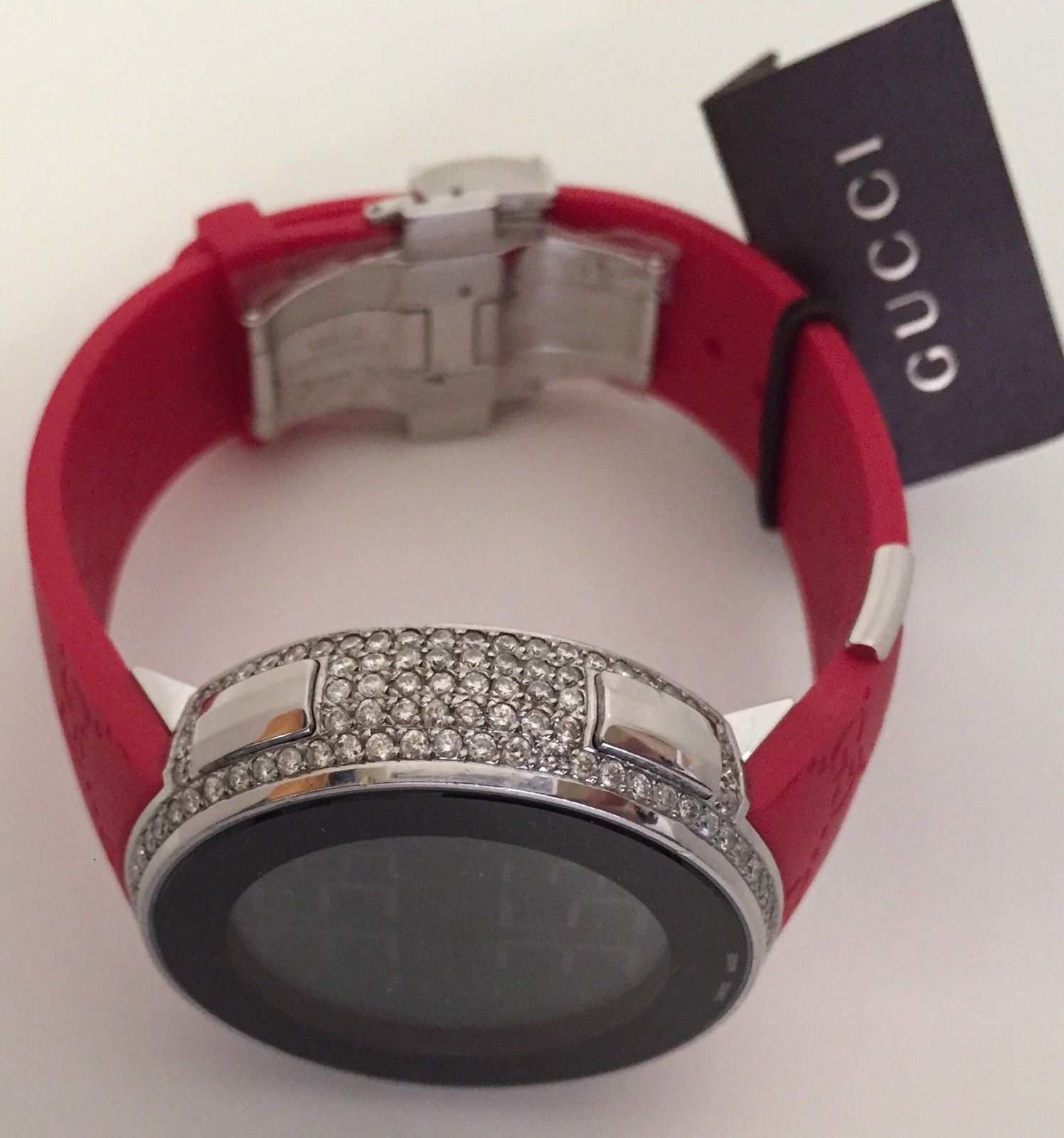 New Men’s Gucci YA114212 Red 3.30ct.aprx.real Diamond Multiple Time Zone watch