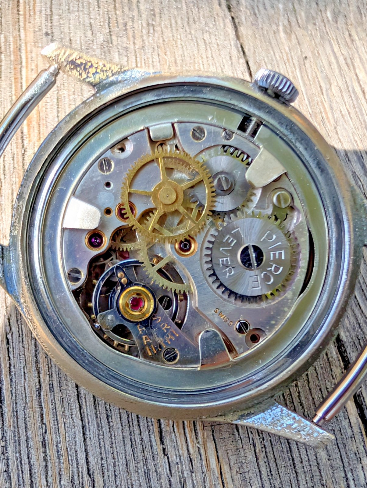 Vintage WWII Era Pierce Parashock Field Watch – Cal. 103 SC 17J – 33mm – Running