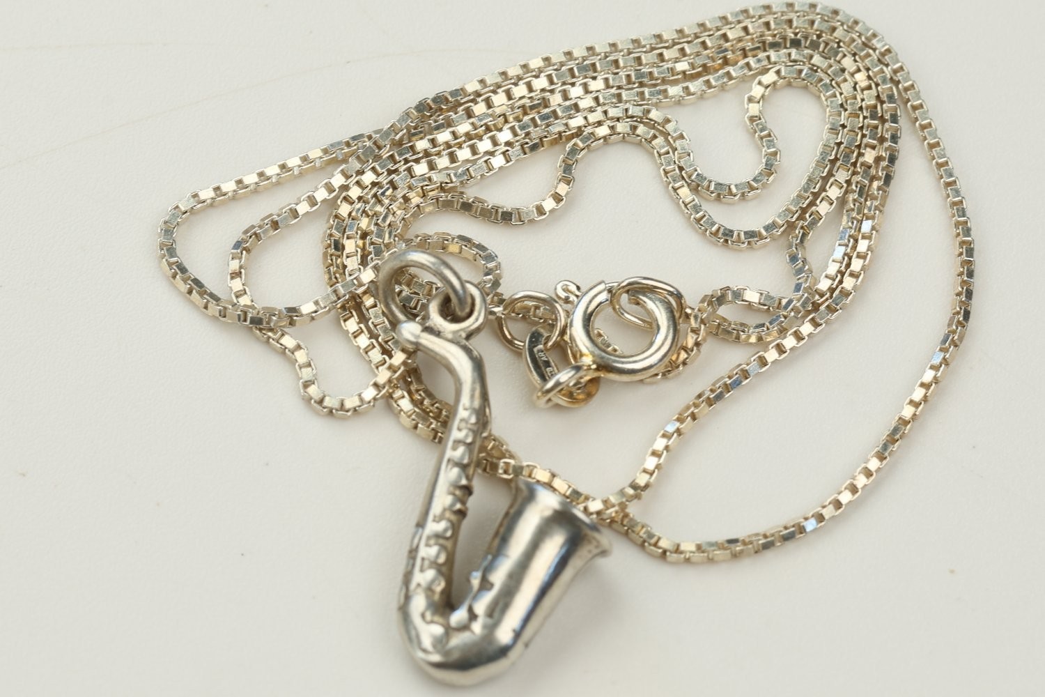 Vintage Sterling Silver Saxophone Pendant Necklace 925 Italy Box Chain 18″ 5g