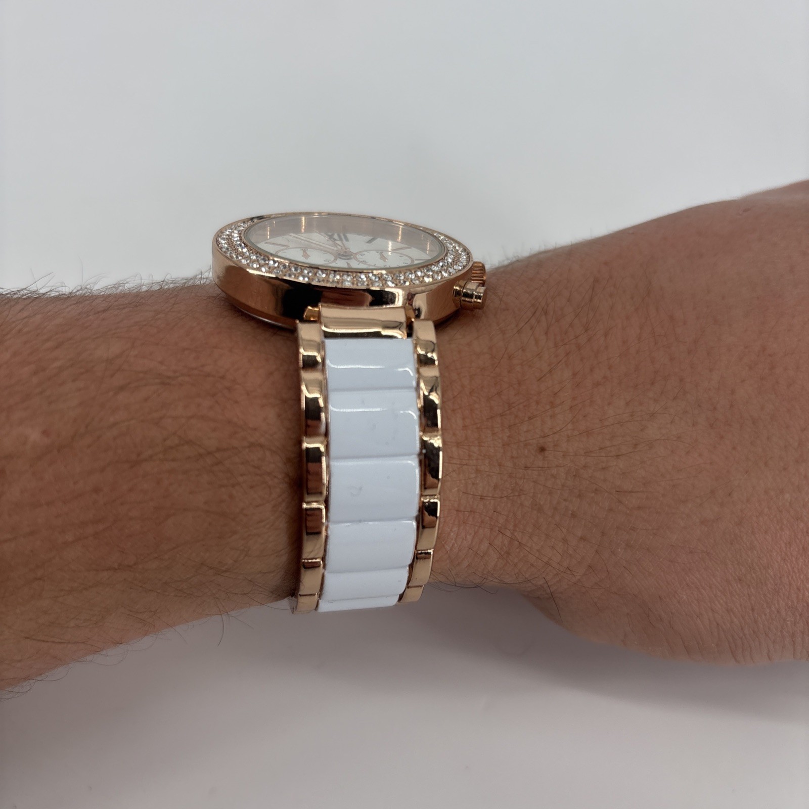 ACCUTIME WATCH CORP. LDSBAN15WM Quartz Women’s Watch Sz. 6 1/2″ New Battery